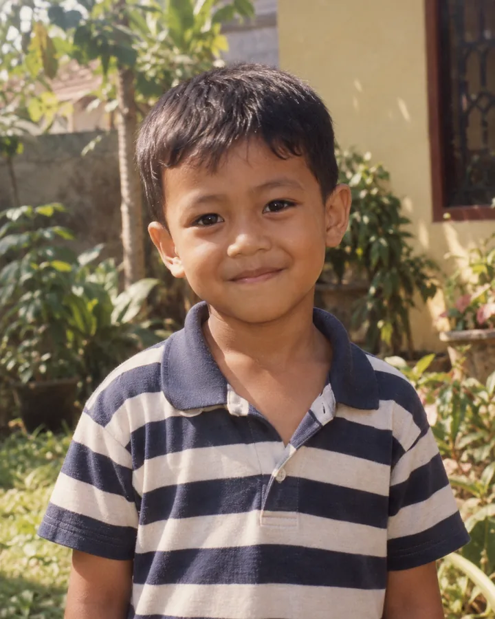 Foto masa kecil mempelai laki-laki