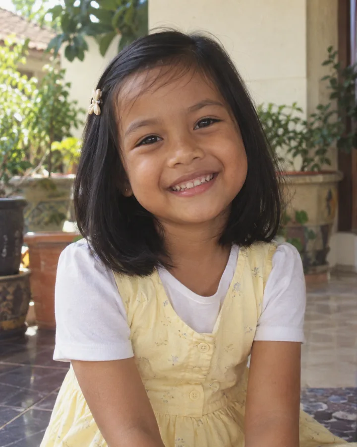 Foto masa kecil mempelai perempuan